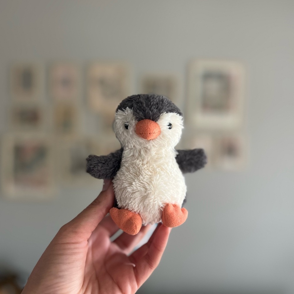Jellycat Small Peanut Penguin - Authentic & BNWT!